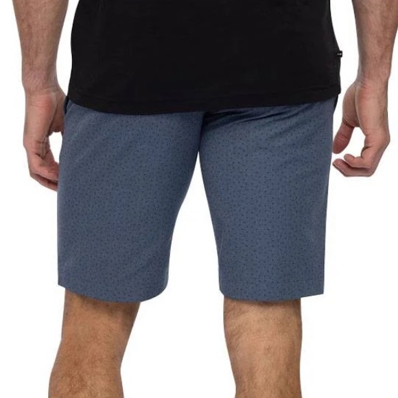 Travis Mathew No Map Needed Golf Shorts 2023 - Picture 3 of 5